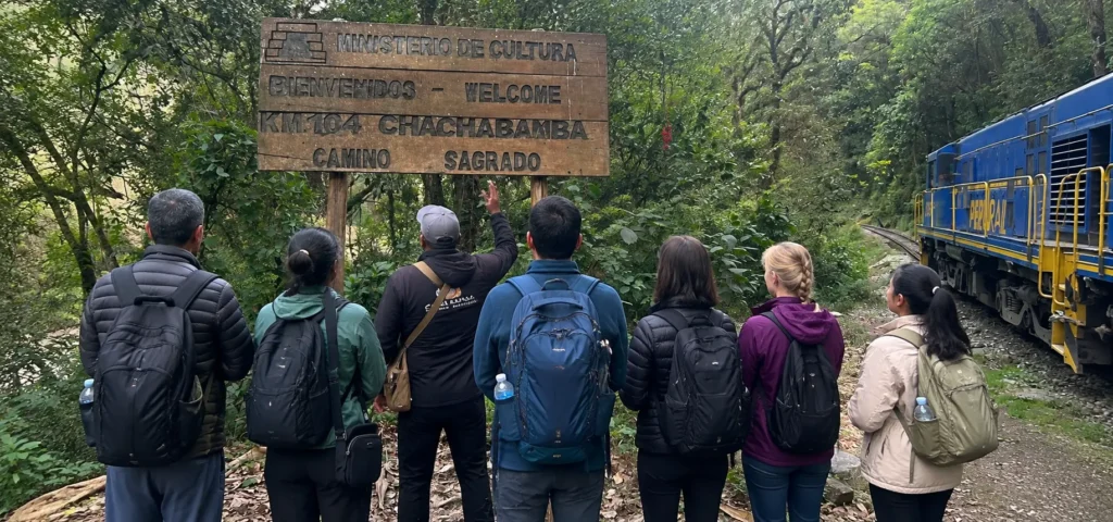 Callanga Family Explorers small group of travelers with expert guide on the Short Inca Trail 2 days